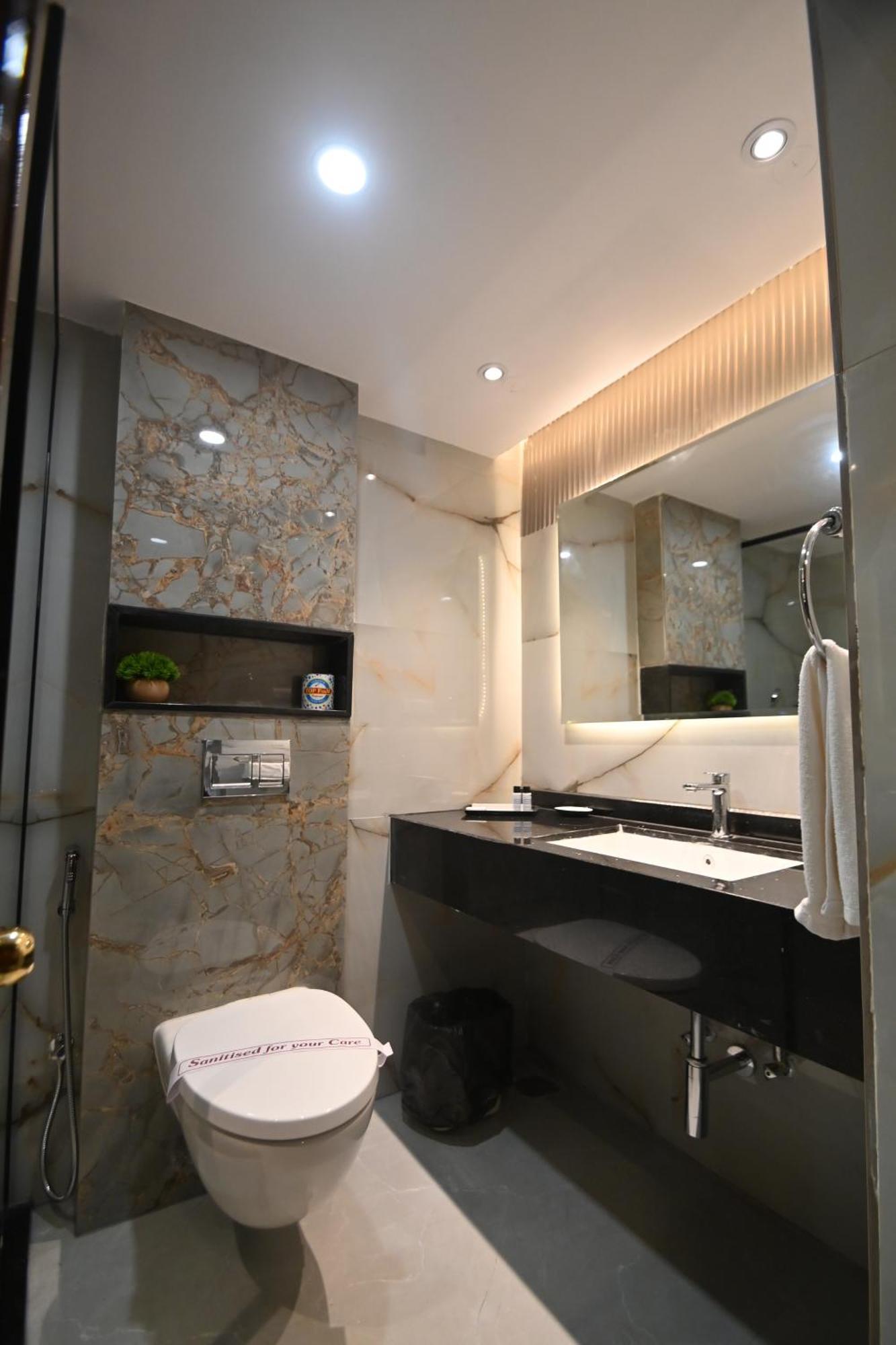 Rns Residency Sea View Hotel Mavalli Bagian luar foto