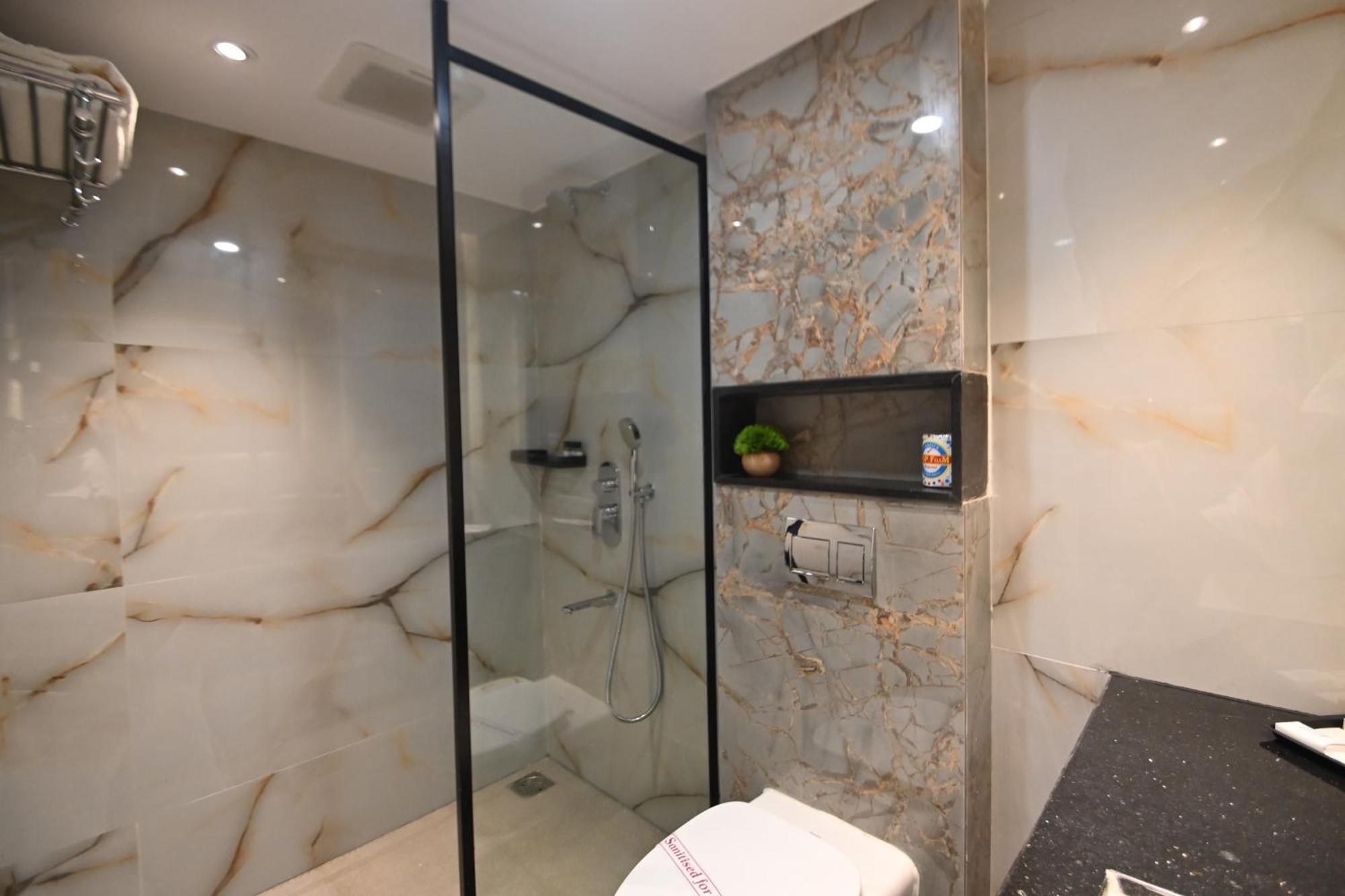 Rns Residency Sea View Hotel Mavalli Bagian luar foto