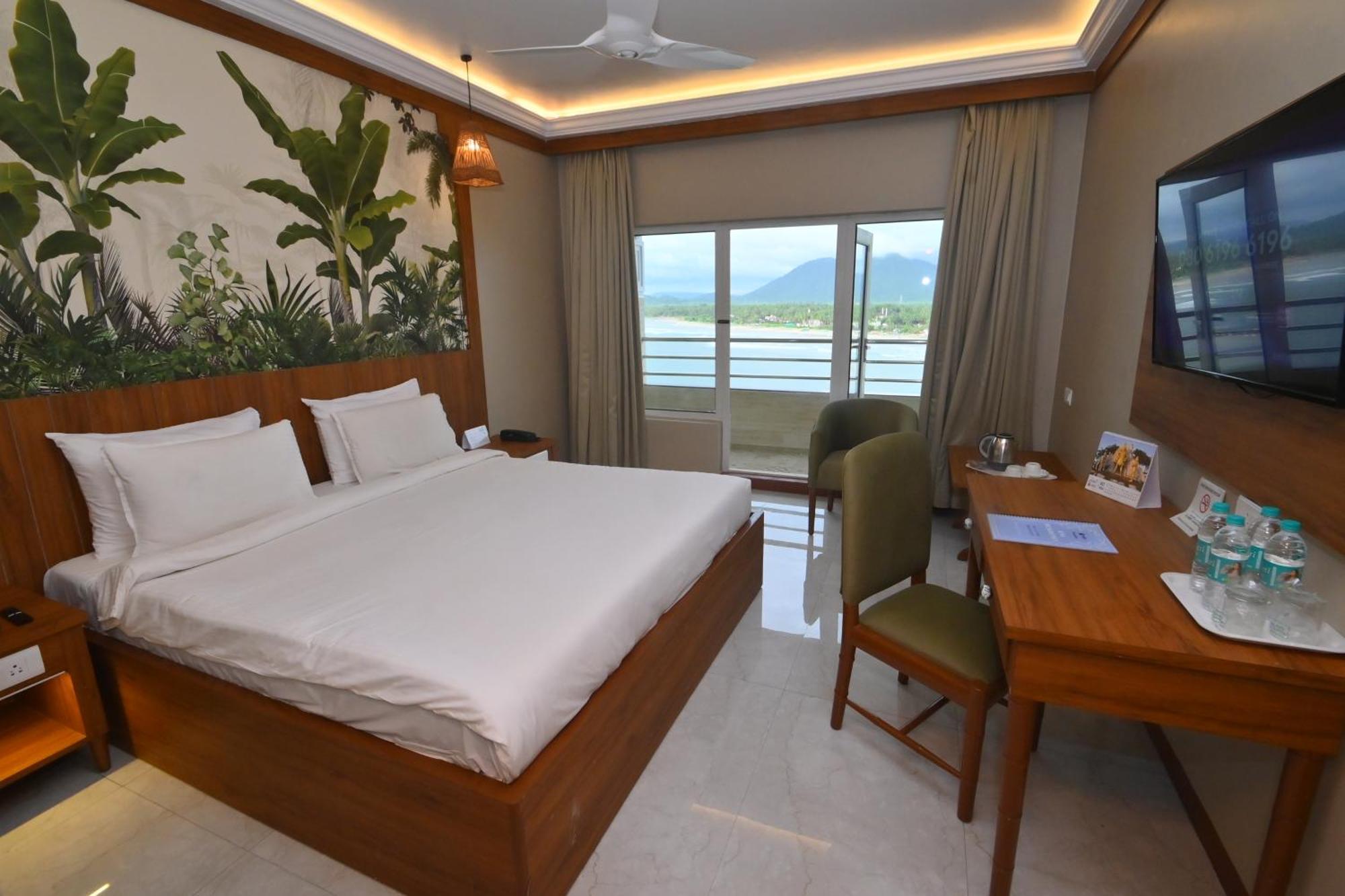 Rns Residency Sea View Hotel Mavalli Bagian luar foto