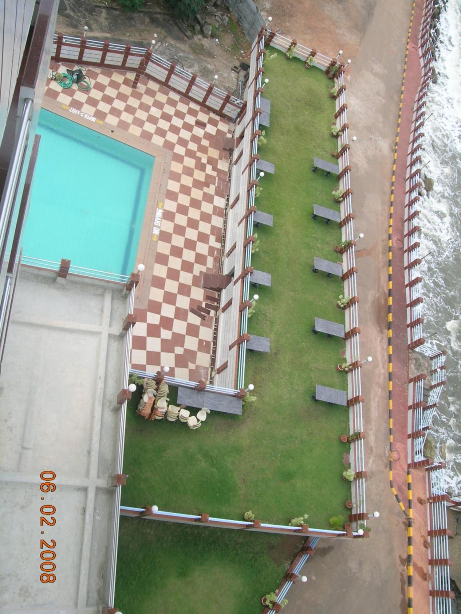 Rns Residency Sea View Hotel Mavalli Bagian luar foto