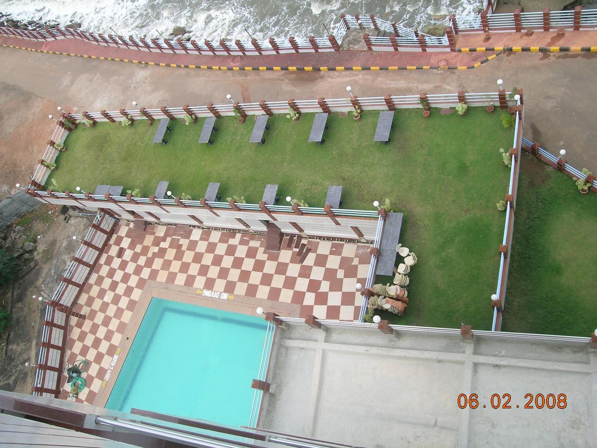Rns Residency Sea View Hotel Mavalli Bagian luar foto