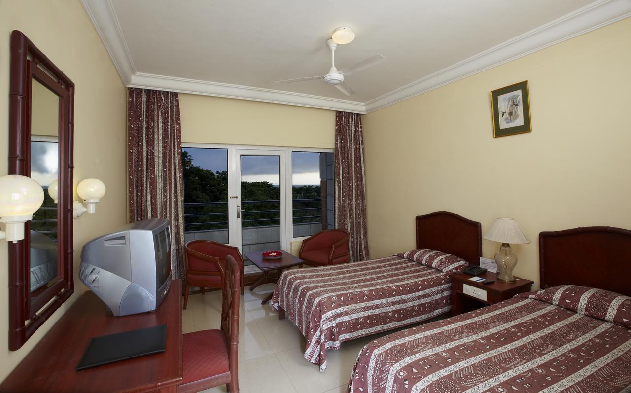 Rns Residency Sea View Hotel Mavalli Bagian luar foto